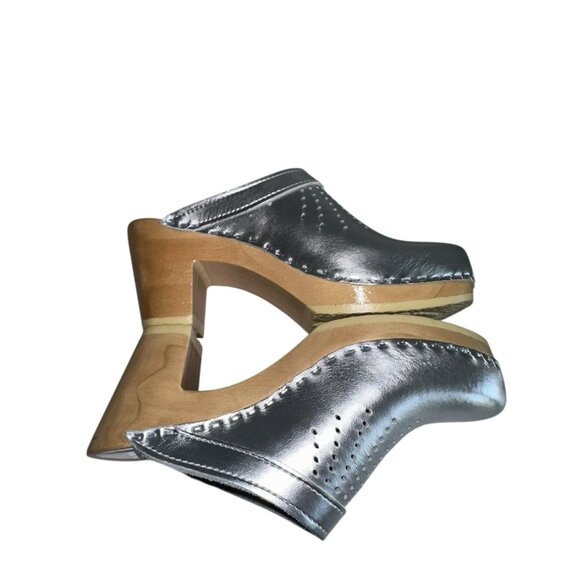Sven Original Spray Punch Clogs Womens Sz 39 Or 8.5-9 Silver Metallic Leather 3” - Picture 7 of 10